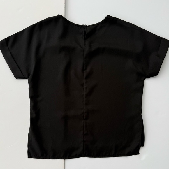 Black Short Sleeve Blouse - Picture 2 of 2